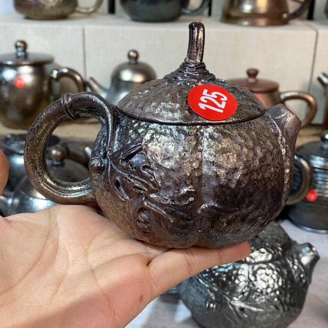 c***o云南建水紫陶柴烧微瑕特价壶