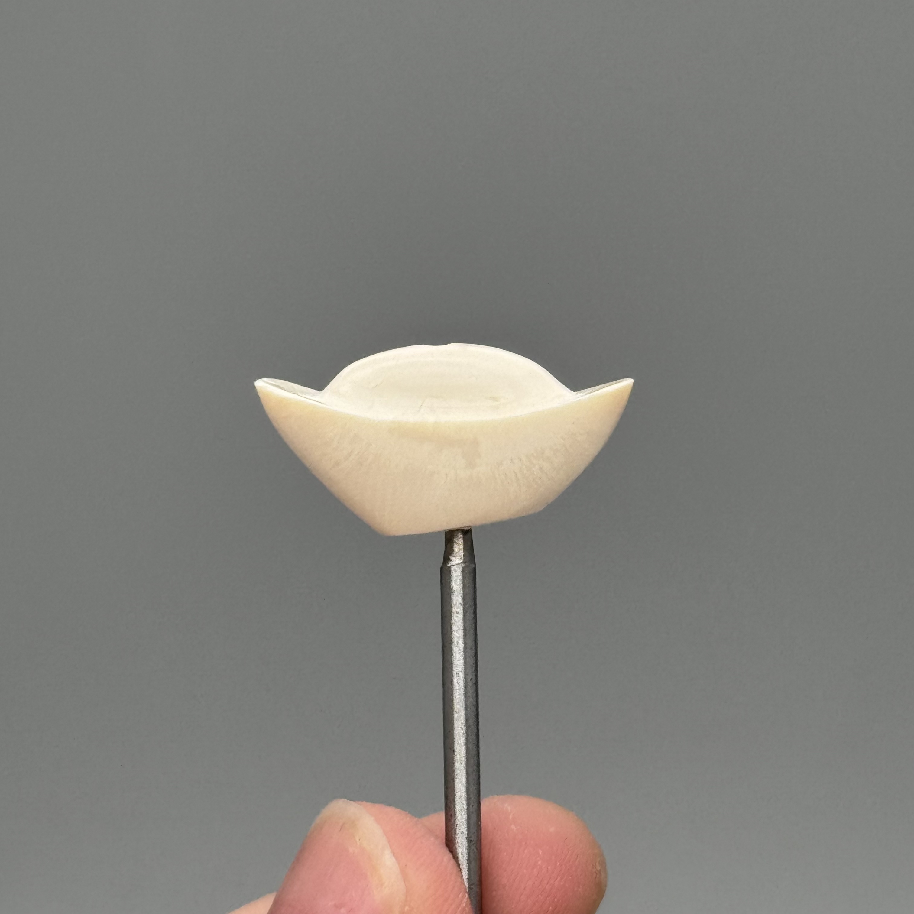 DEZHI/德志12*24*9mm元宝挂件保真天然猛犸牙Y653默认天地孔绑绳