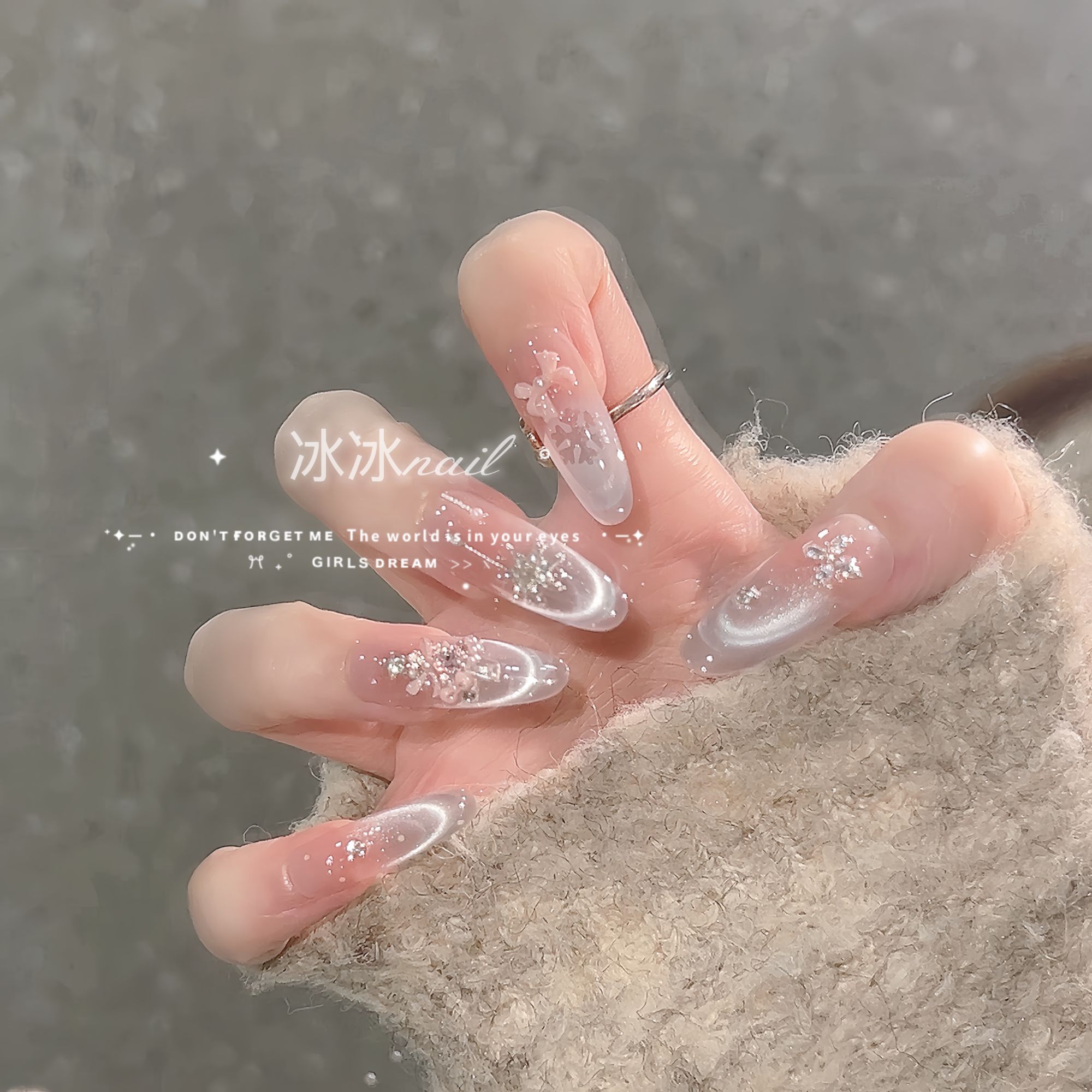 【雪夜极光】美拉德风格法式猫眼手工穿戴甲秋冬雪花满钻蝴蝶结