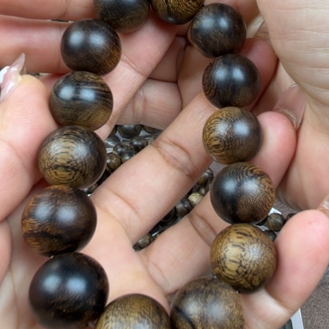 手串沉香还*越南芽庄白棋雷击虎纹