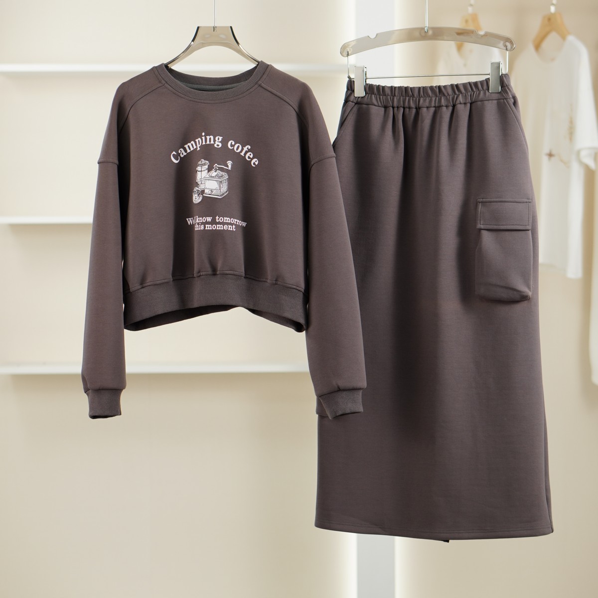 麦迪尚品【Miss-O】5052286（瑕疵） 休闲卫衣半裙套装春秋专柜撤柜