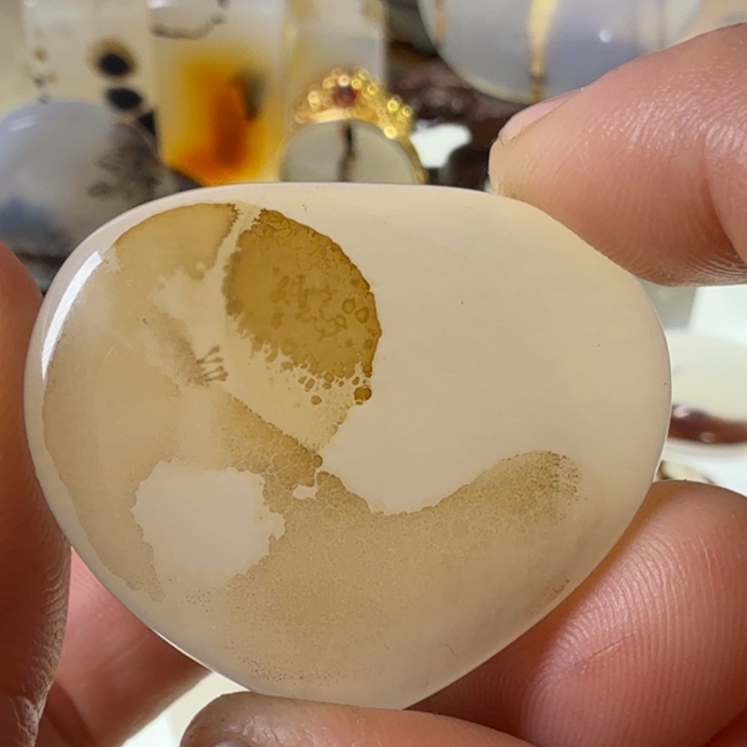 玛瑙/玉髓未镶嵌珠宝半成品