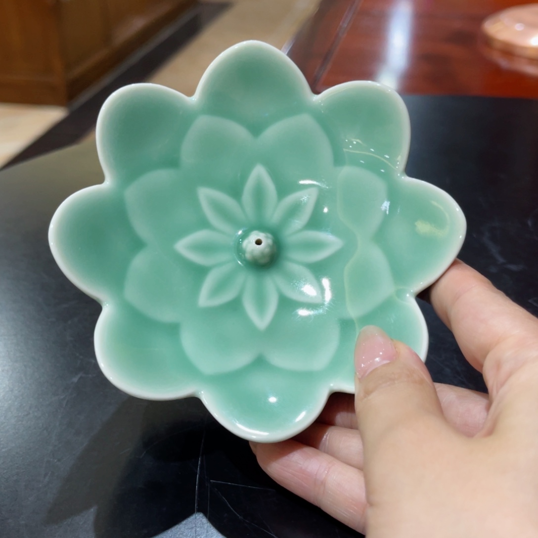 青瓷哈哈哈哈哈哈哈哈哈