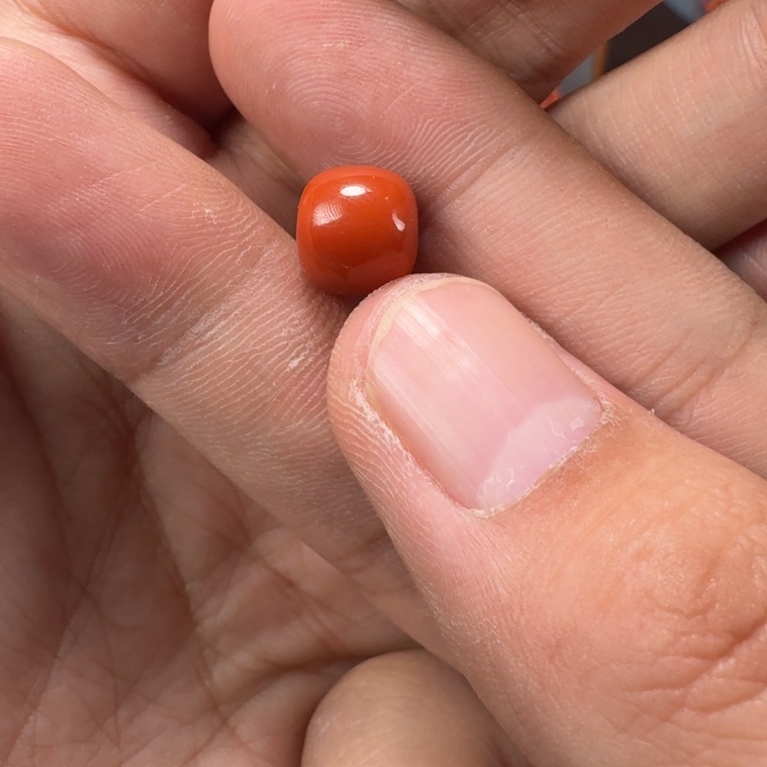 南红玛瑙柿子红老型单珠9.7mm未镶嵌