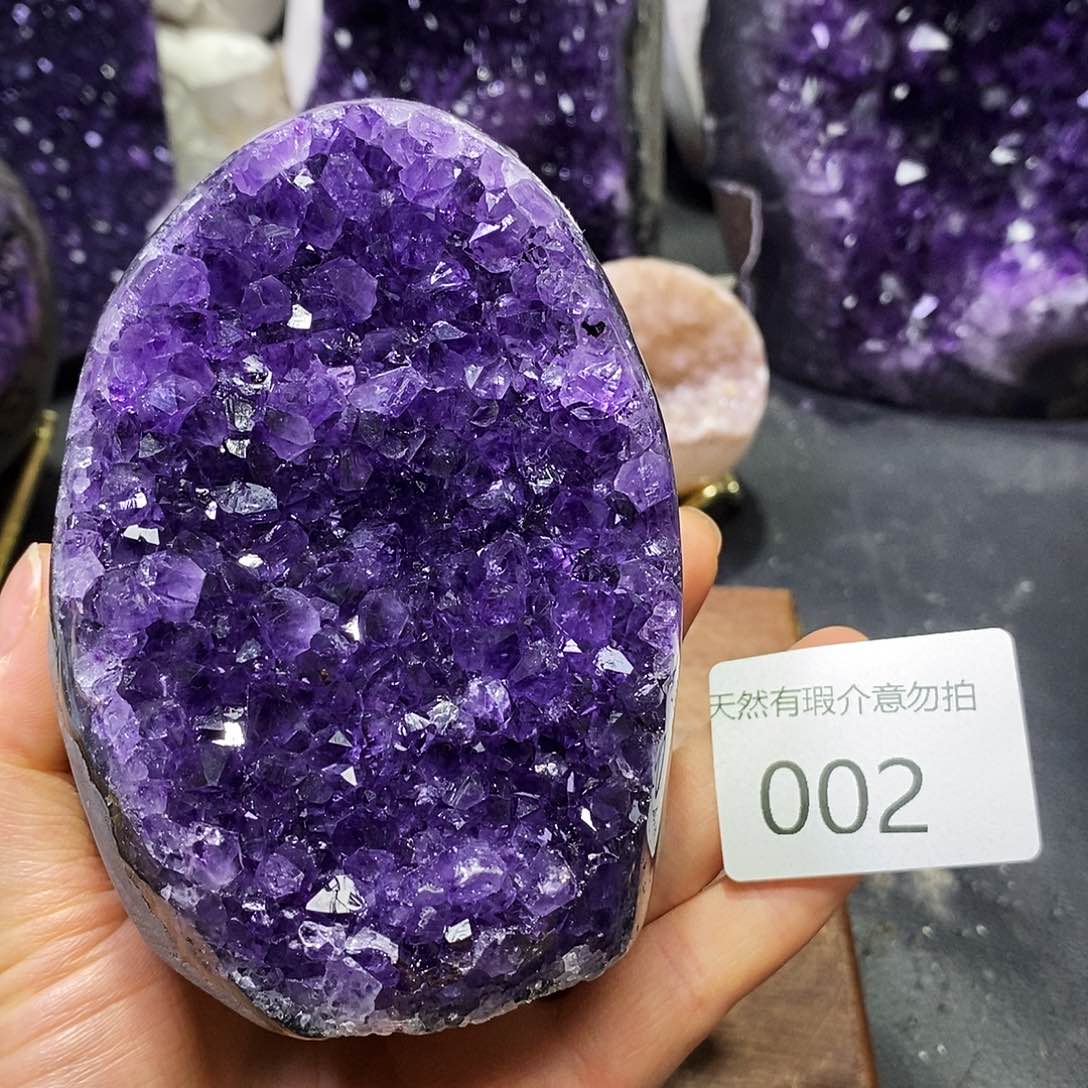 未镶嵌水晶大型摆件（非配饰）