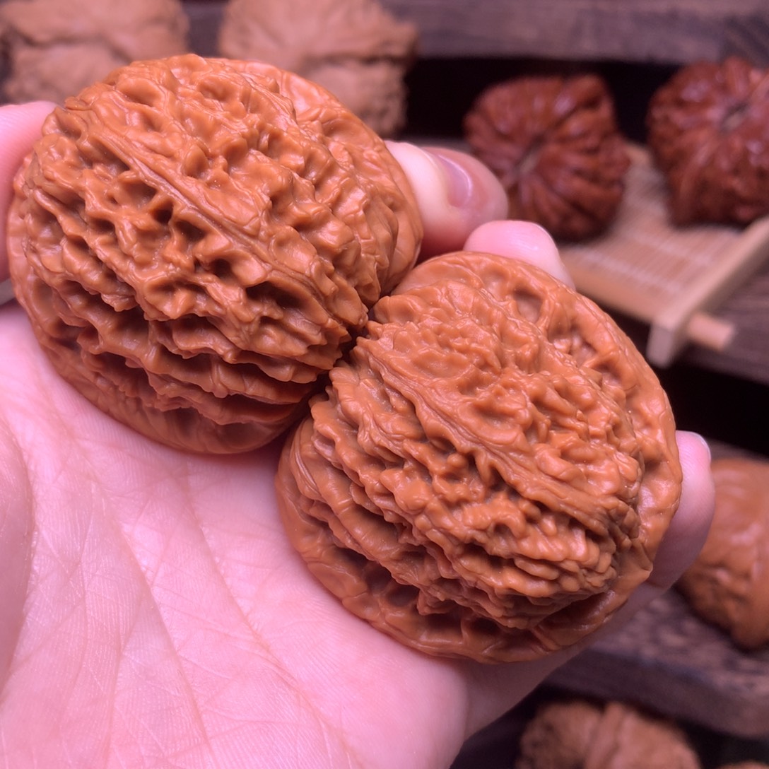 小***麦吊坠文玩核桃44南疆全品