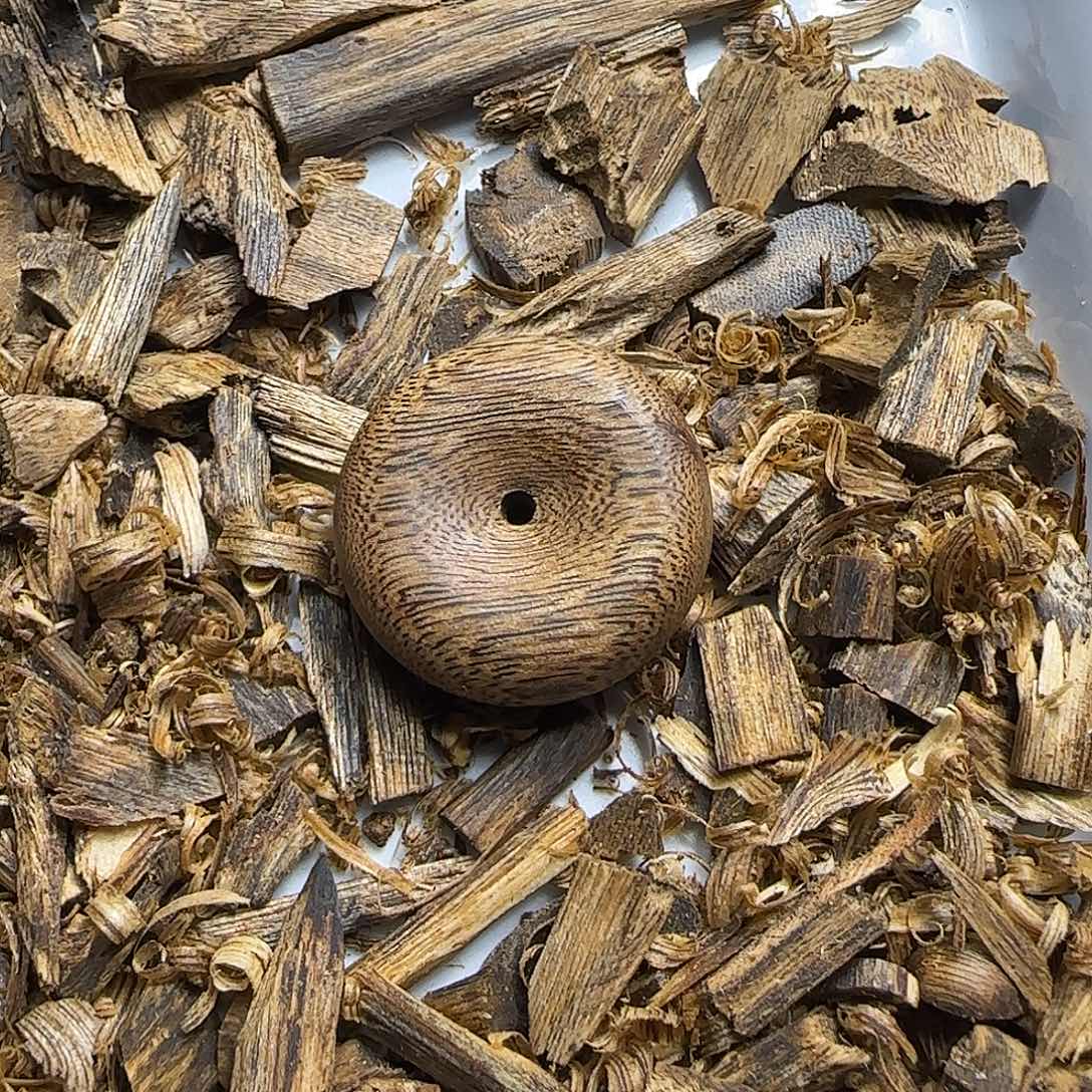 沉香沉香碎屑平安扣