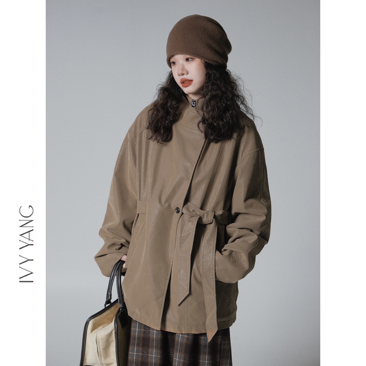 IVY YANG磨砂皮格纹拼接袖口加绒外套
