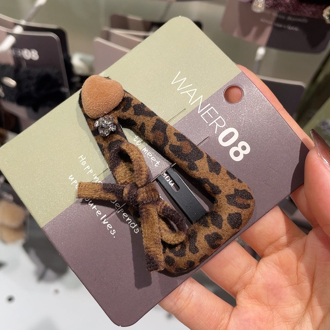 非金属大三角豹纹一只