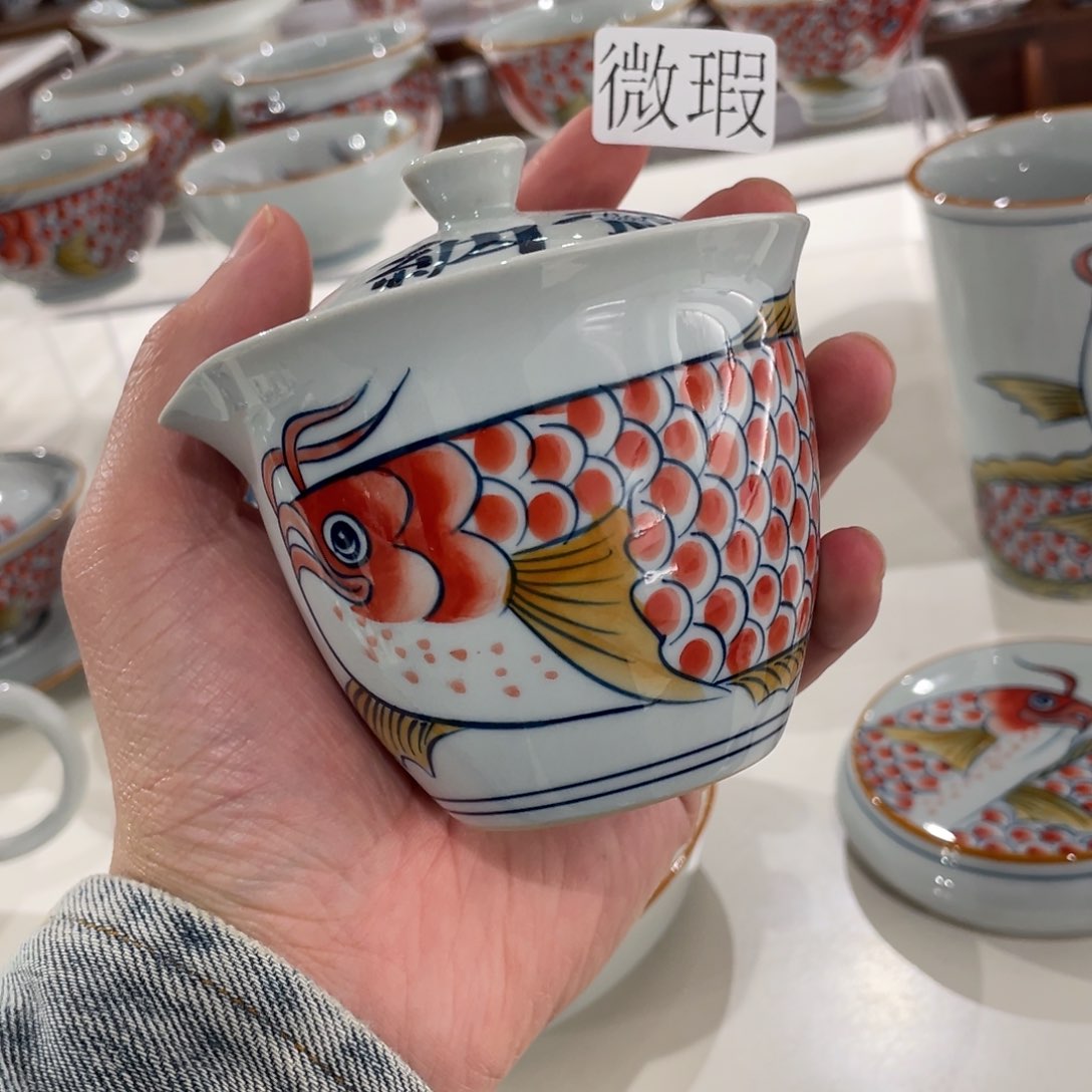 釉下手绘茶具微瑕