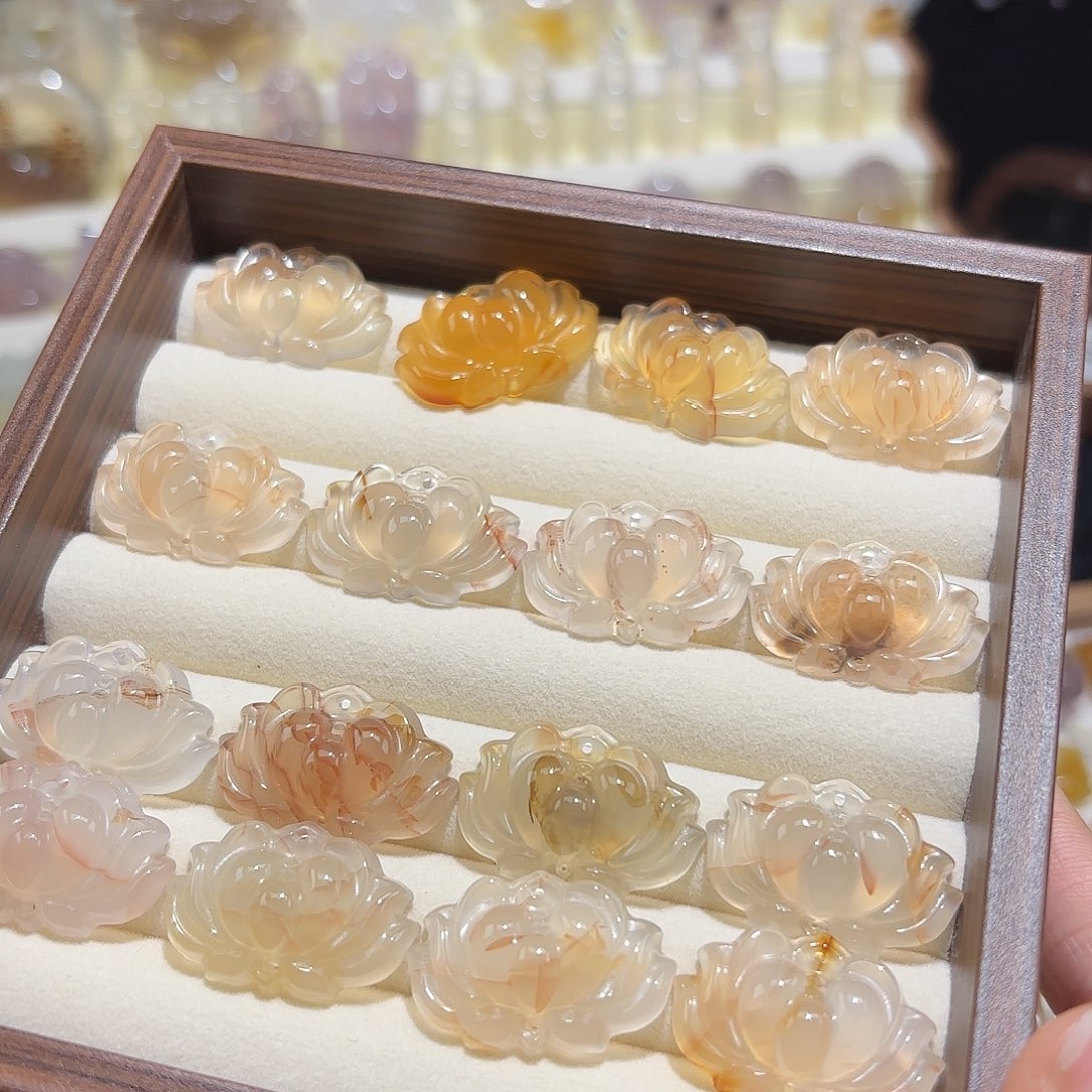 玛瑙/玉髓未镶嵌颈饰
