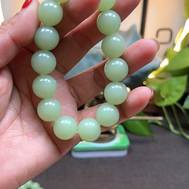 和田玉手串未镶嵌