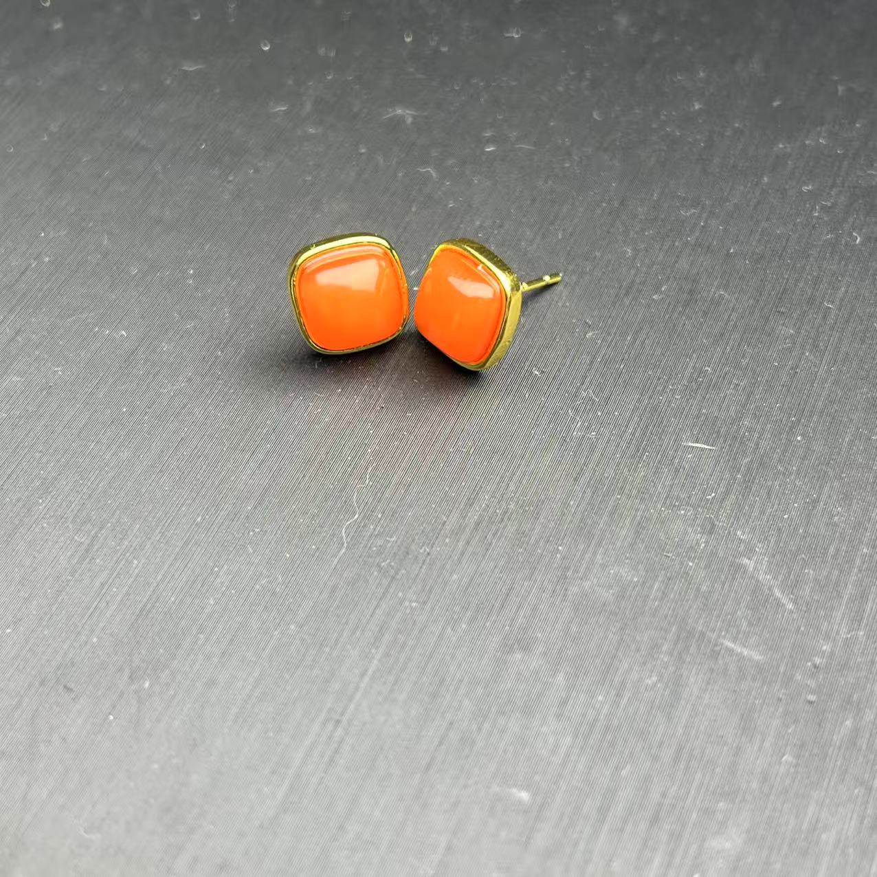 ZBG1117南红方糖耳钉(天然珠宝多样性发其一）