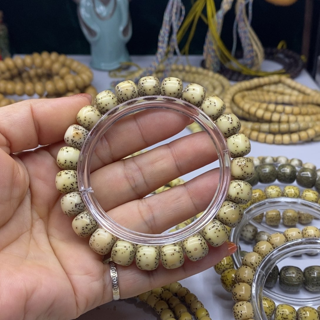 星月菩提吊坠根***哥9/10……