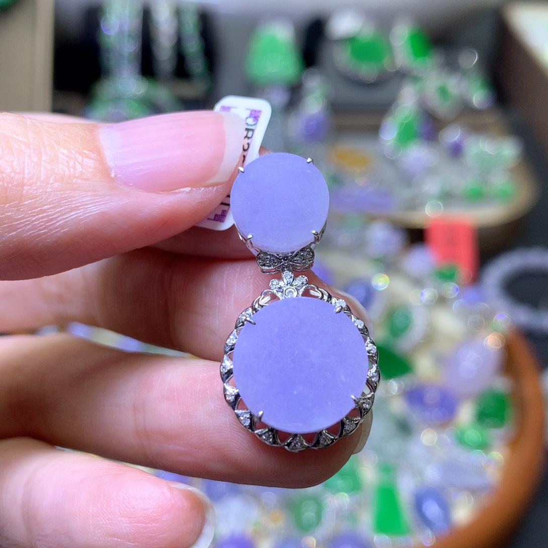 【闪购商品】翡翠颈饰18K金镶嵌翡翠吊坠项链