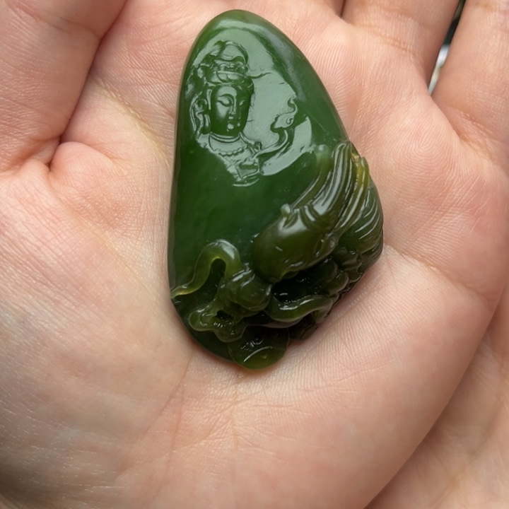 和田玉未镶嵌颈饰御龙观音