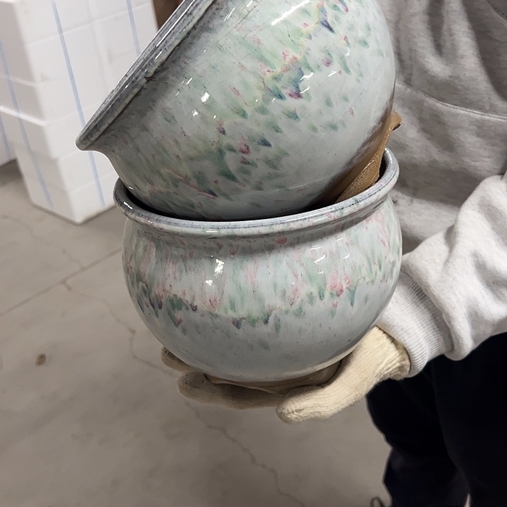 高度17厘米口18厘米