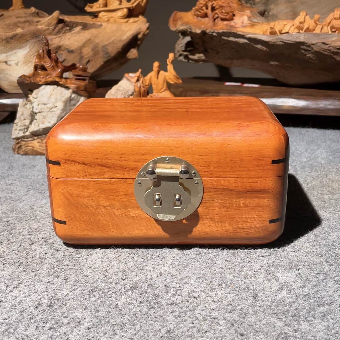 大果紫檀（缅甸花梨）缅甸黄花梨