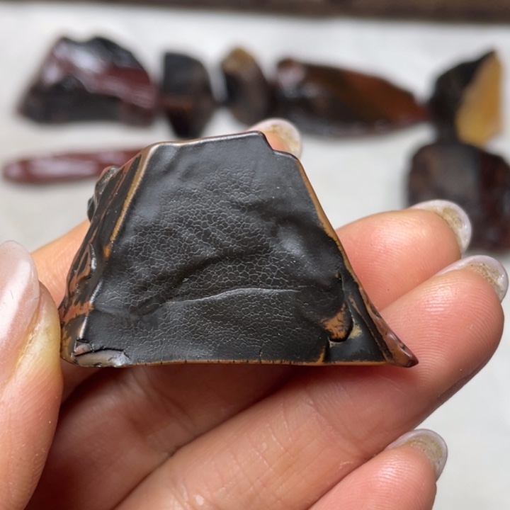 大***顺石材戈壁牧民美石原石