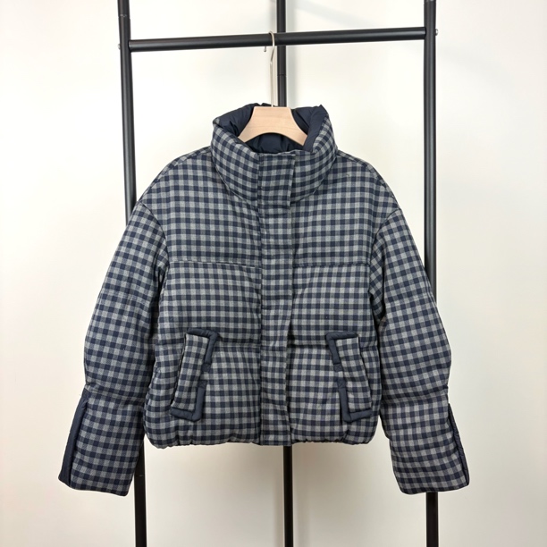 冬季新款气质时尚百搭保暖短款格子羽绒服女款爆款2025新款