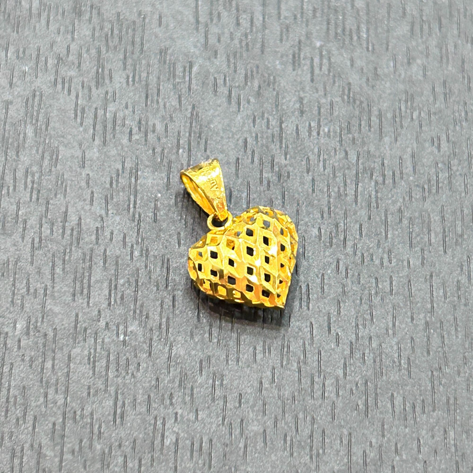 【销冠专享】18K金镂空爱心吊坠ZBKJD384