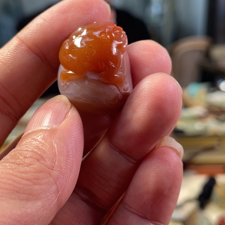 颈饰未镶嵌南红玛瑙