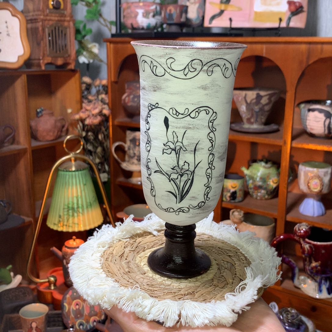 陶瓷落寞贵族高脚杯