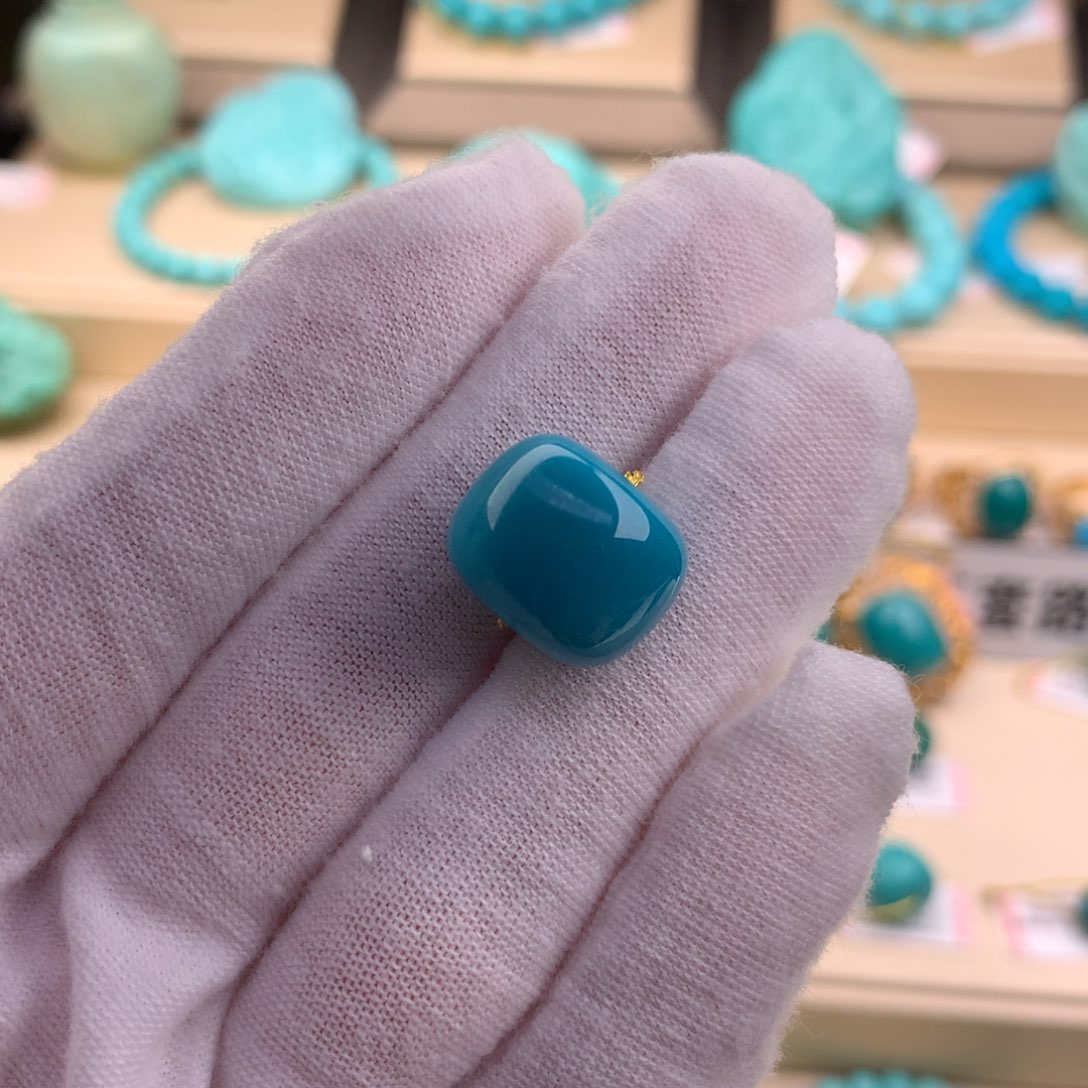 绿松石珠宝奇石未镶嵌14.9×12.1