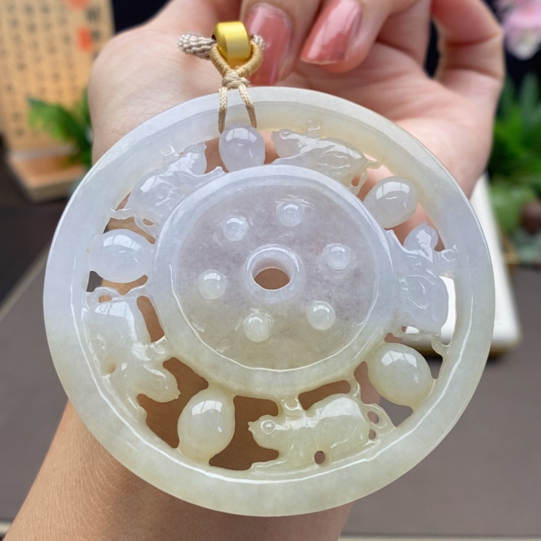 翡翠未镶嵌颈饰吊坠70