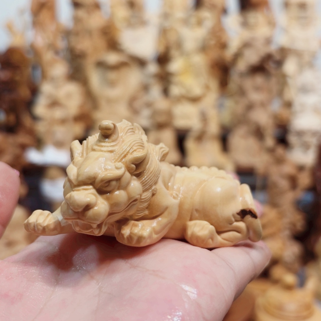 黄杨木黄杨木瑕疵貔貅