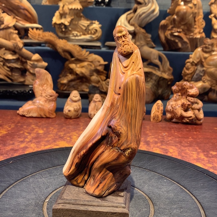 柏木（崖柏）根雕摆件