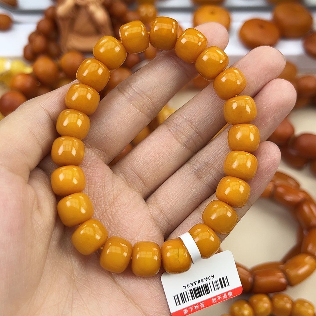 琥珀颈饰未镶嵌蜜蜡