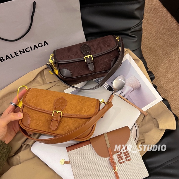 【南瓜法棍】2025秋冬新款麂皮法棍包腋下包包斜挎包轻奢时尚休闲