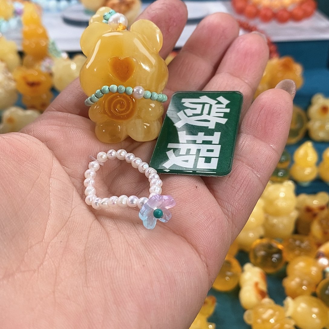 琥珀颈饰未镶嵌?****?裸石