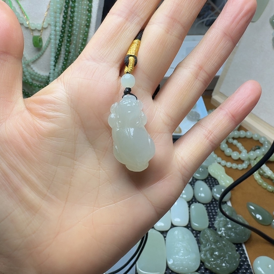 和田玉未镶嵌戒指