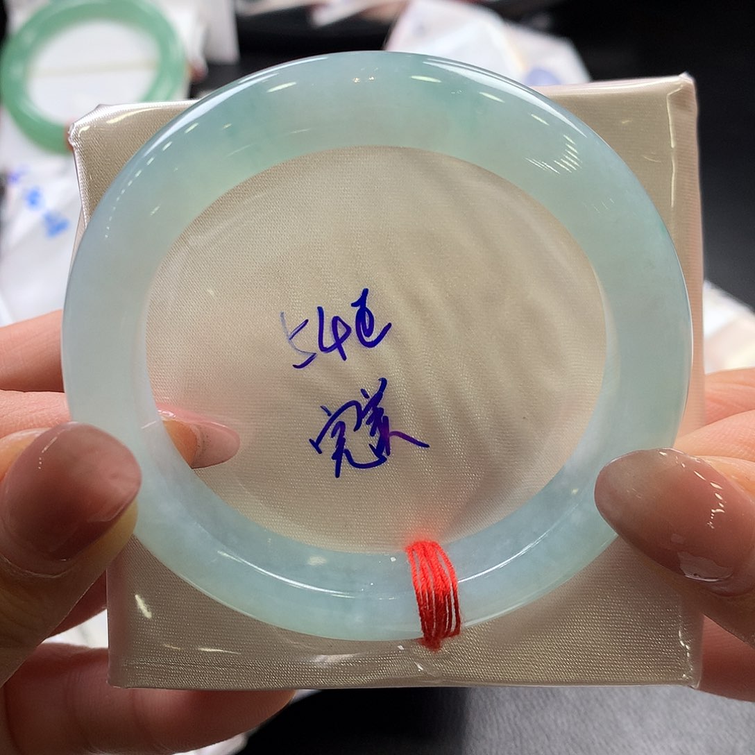 翡翠未镶嵌手镯54正