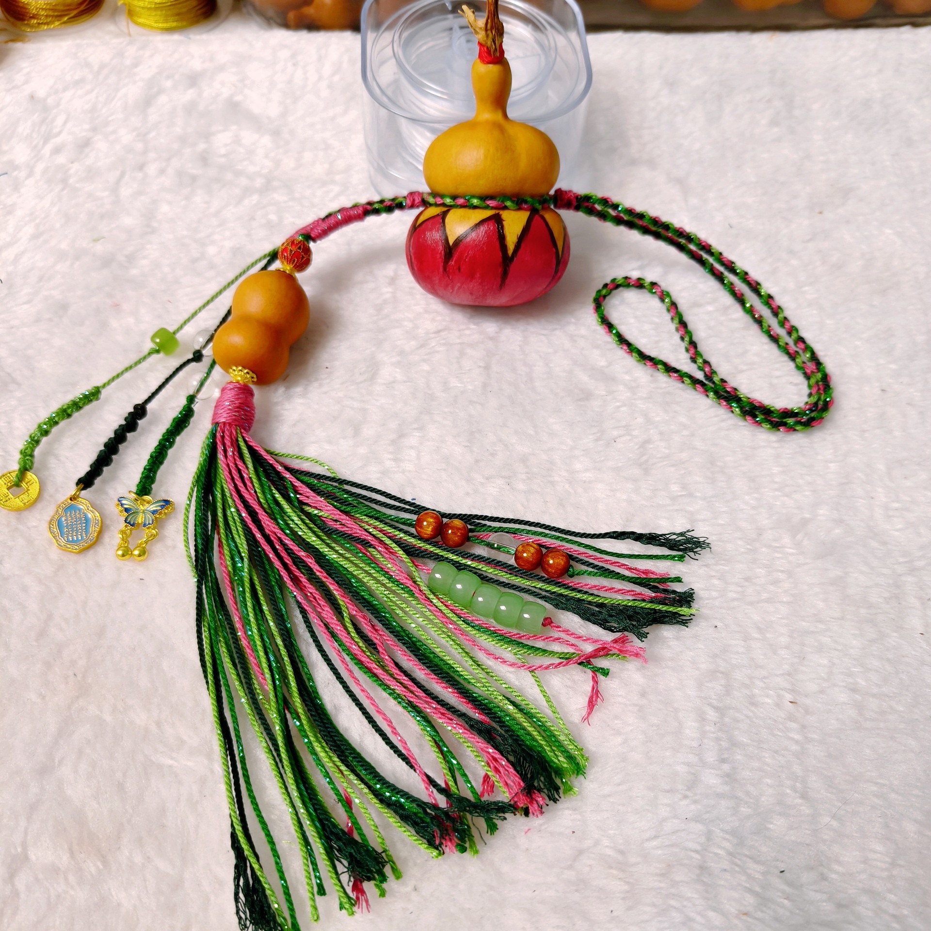 钱袋子葫芦挂件，彩绘，手编绳