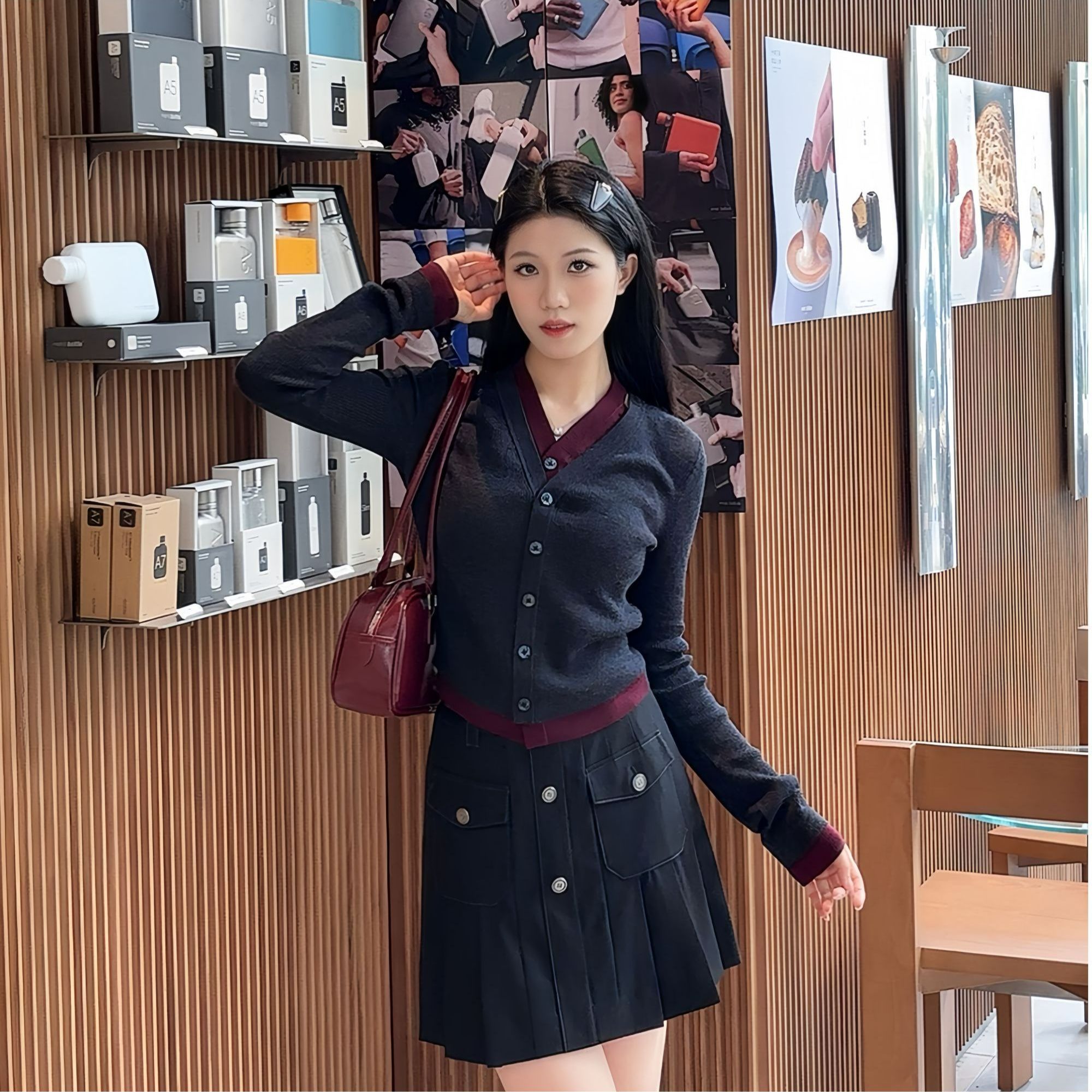 GIRDEAR/哥弟新款简约高级修身显瘦假两件撞色v领针织衫148066