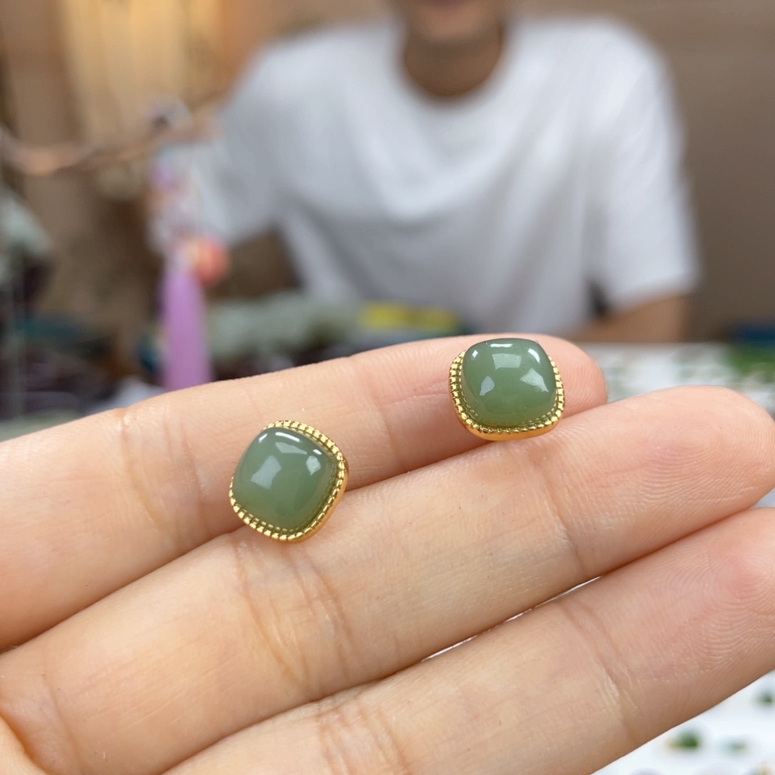 和田玉银S925镶嵌耳饰