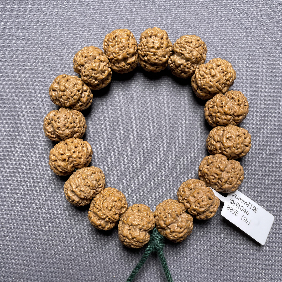 20mm梅花已打底（头）编号046 金刚菩提
