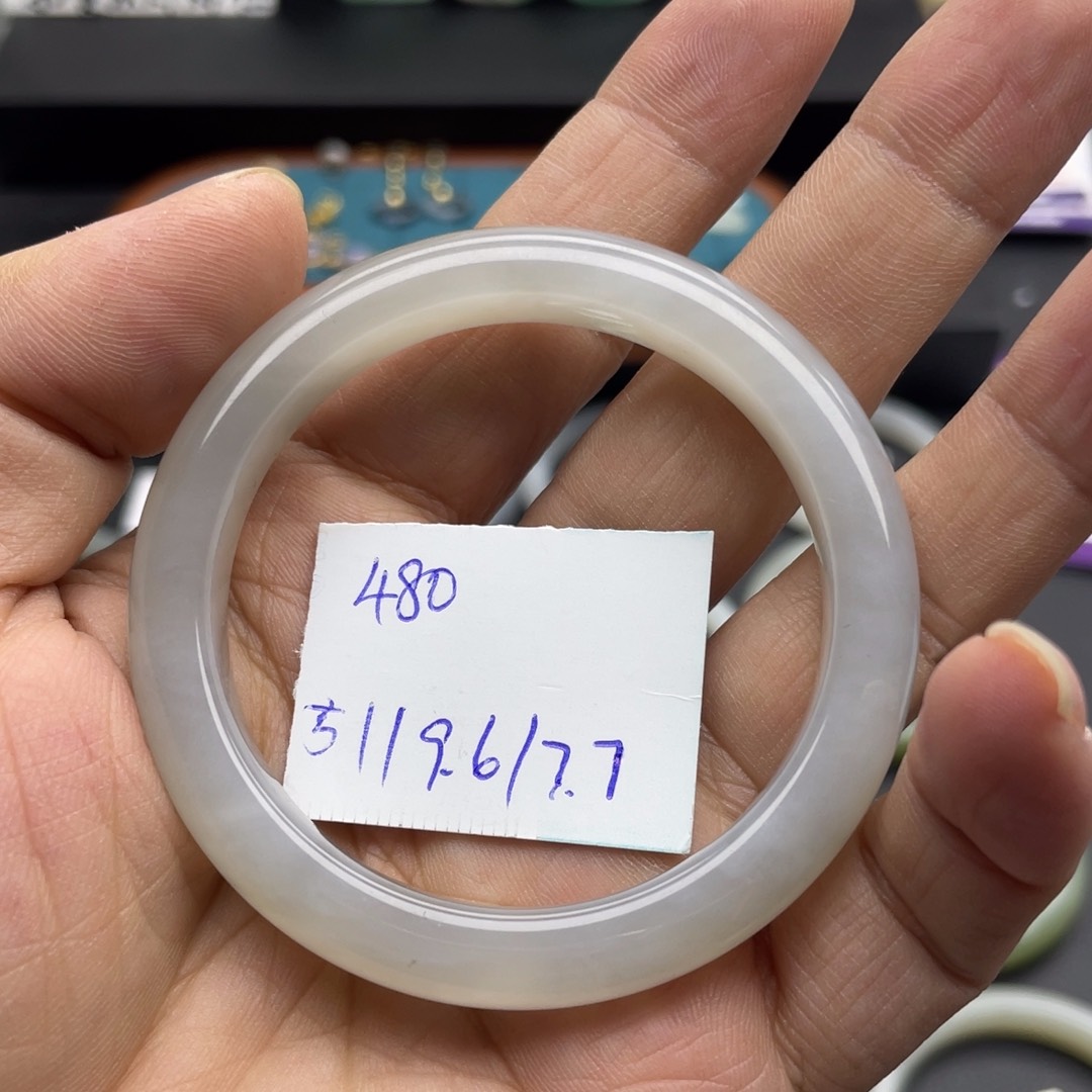 和田玉手镯未镶嵌51手镯