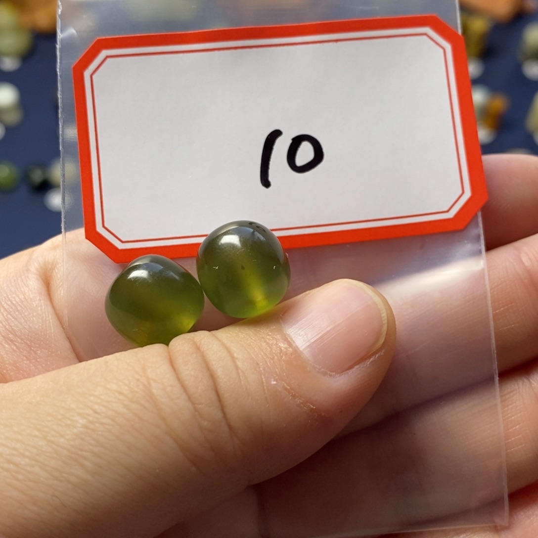 【闪购商品】蛇纹石玉配珠未镶嵌D****、