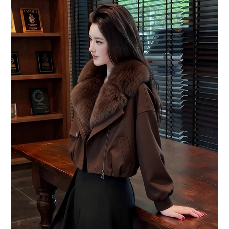 2025冬季新款洋气小众毛领短款棉服女慵懒风宽松百搭显瘦外套大衣