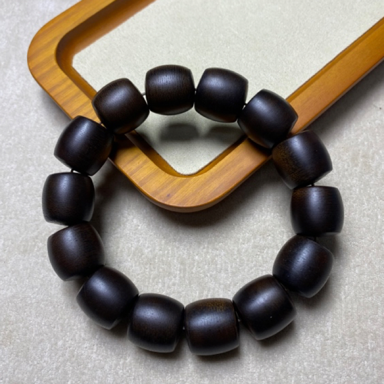 越南芽庄白奇楠1.6玉化料桶珠沉水级