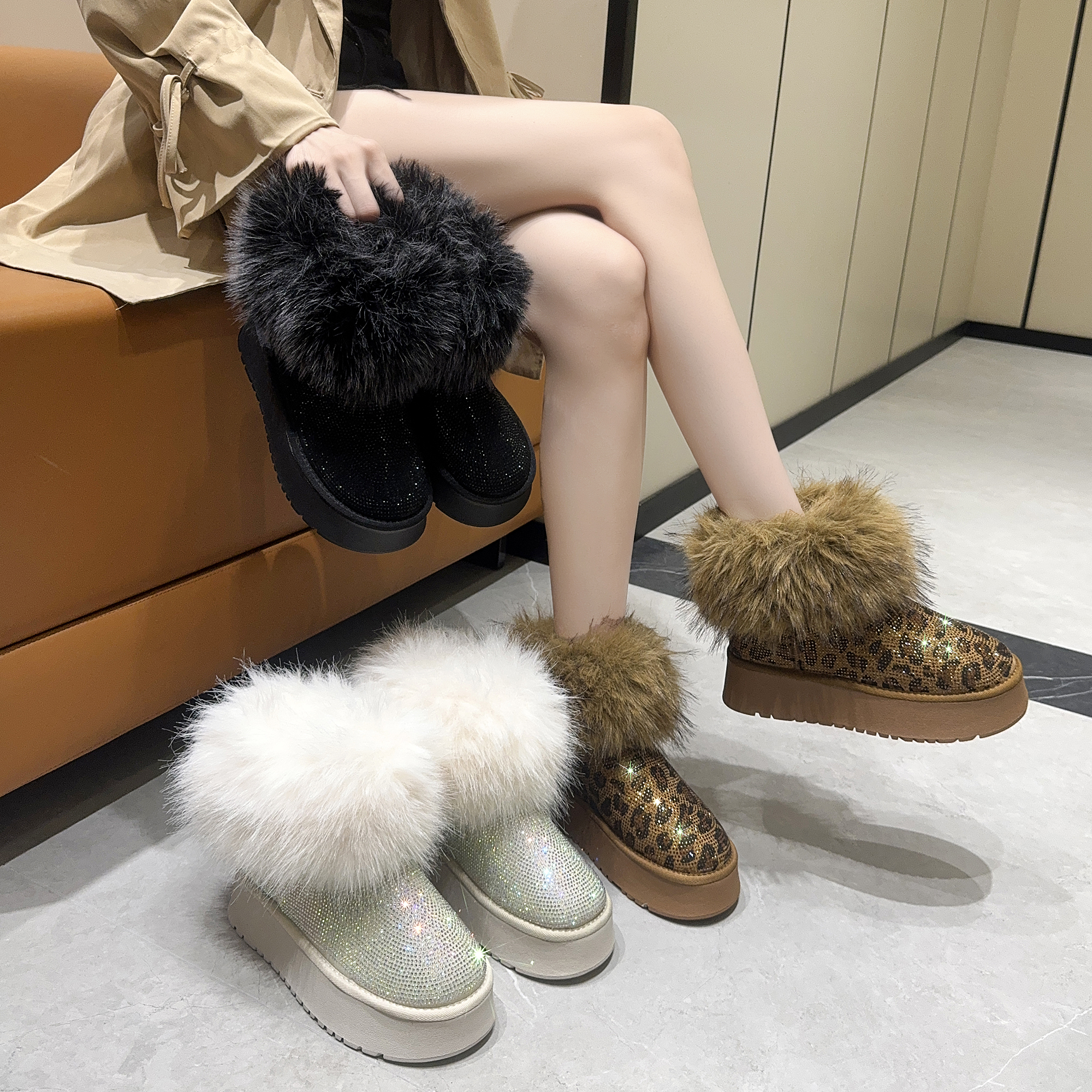 郭郭8819-2025冬季新款时尚洋气雪地靴防滑加绒加厚保暖高帮棉靴