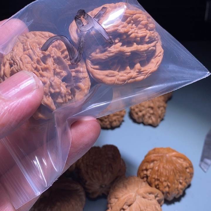 文玩核桃把件24的的时候