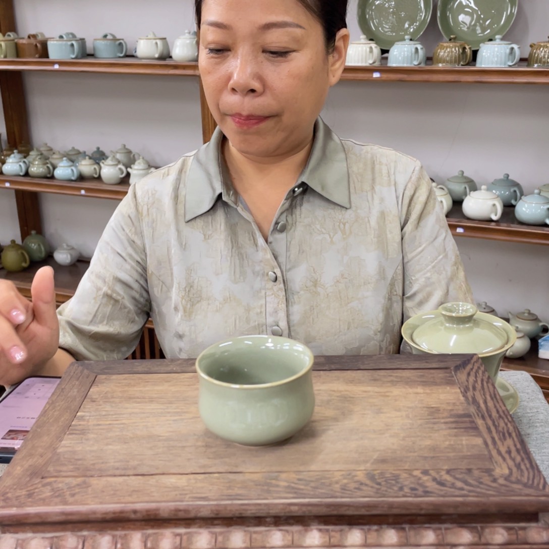 瓷片秘釉玉兰杯。。