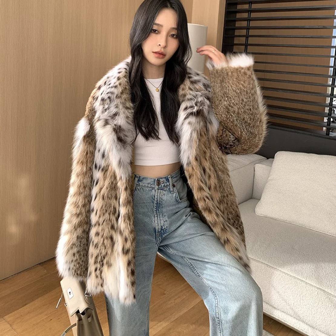 冬季高端时尚气质女士保暖短款青果领外套（以直播间为准）