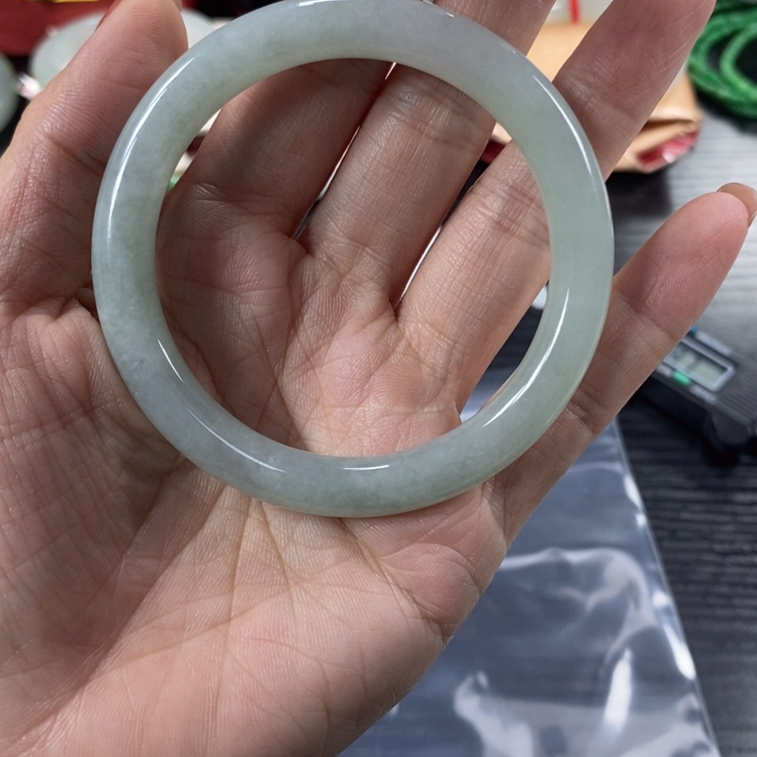 翡翠手镯未镶嵌秀****e天然翡翠54.7圆条