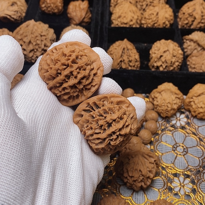 文玩核桃把件中****家秦岭秦闷